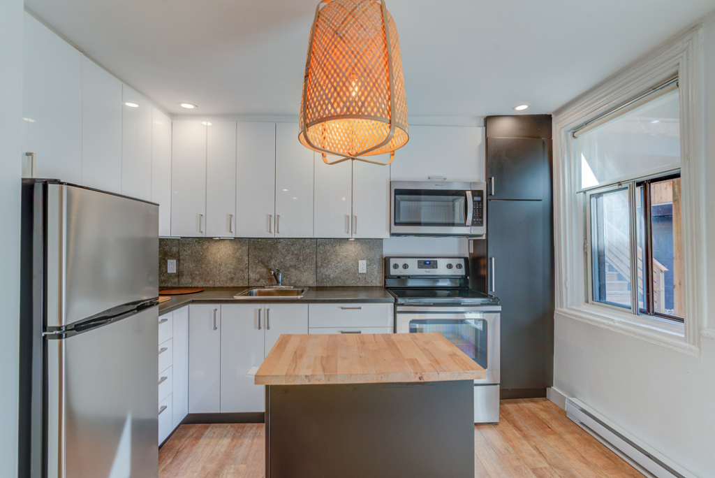 Appart Meublé Dans Une Petite Village | 2947742