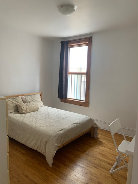 Apt Etudiante 2 CAC SALON UdeM HEC POLY | 2947751