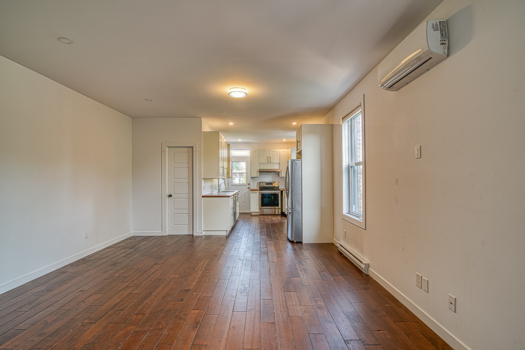 Appartement Spacieux Et Lumineux à Louer | 2947753