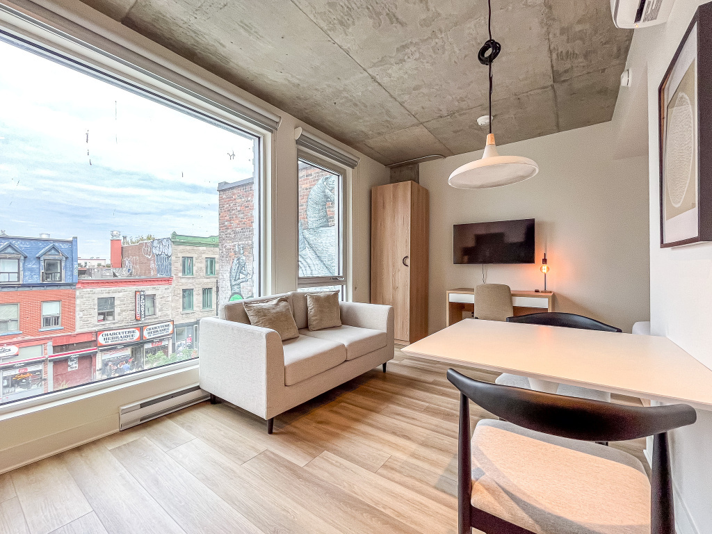Studio - Berson | 2947757
