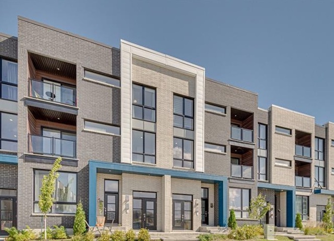 Une Unité De Triplex - 4 1/2 (premier ét | 2947770