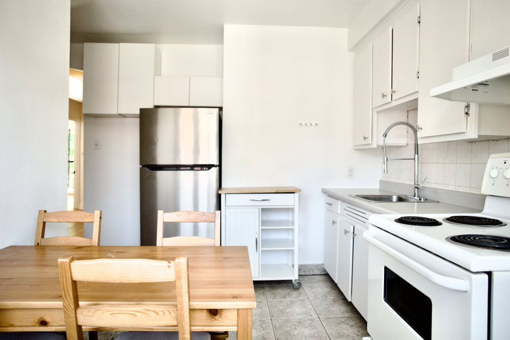 Grand Appart 4 Chambres Semi-meublé | 2947779