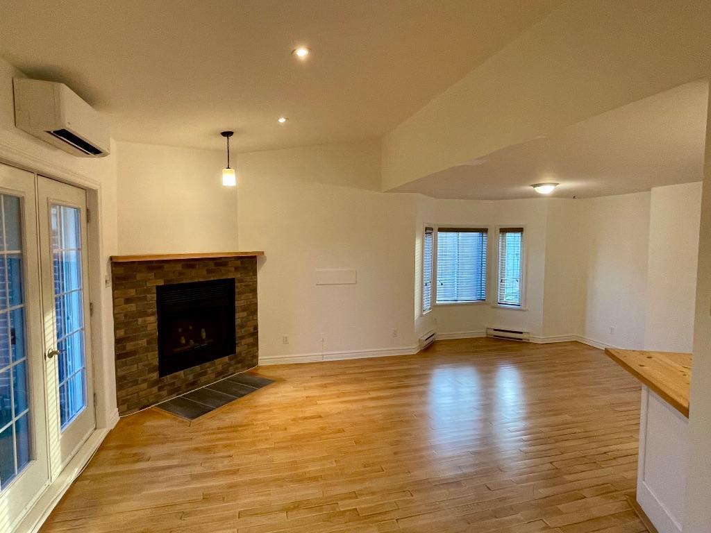 Condo 4 1/2 - chauffage/electricité inclus | 2948164