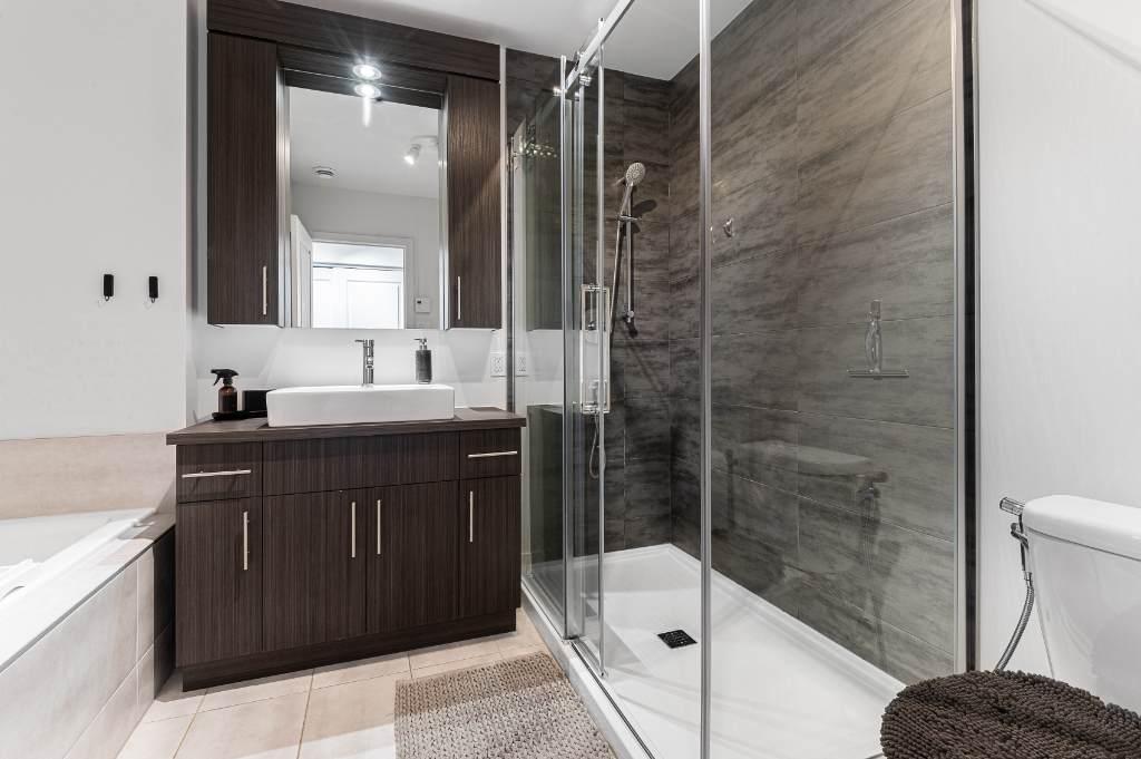 Condo meublé à Louer - Station Viau - Hochelaga/Montréal | 2948187