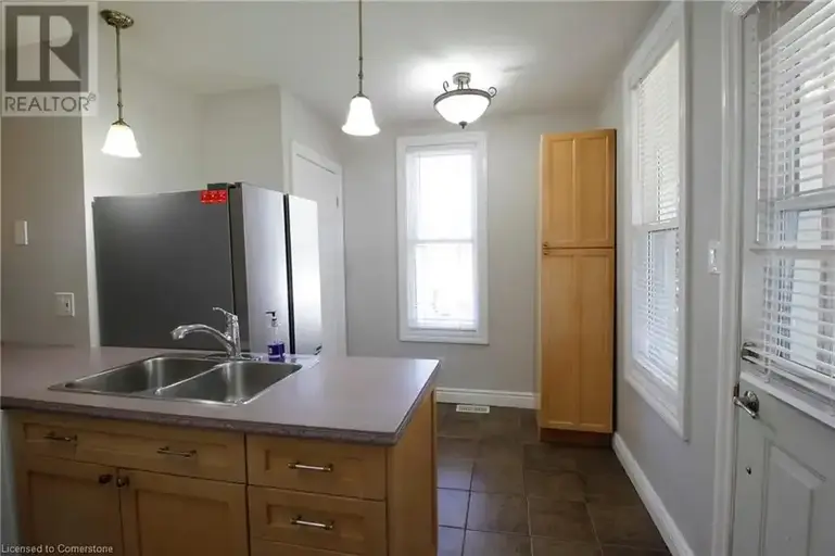138 MADISON Avenue S | 138 MADISON Avenue S, Kitchener | 2951250