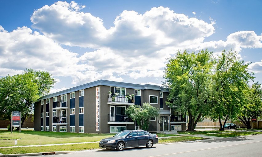 Centennial Apartments | 1 Centennial Drive, Fort McMurray | 2948368