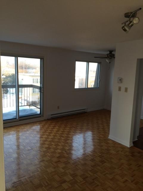4 1/2 à louer à Laval (St-Vincent de Paul) 55 ans et plus | 2948900