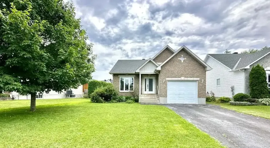 5 Fleurette St | 5 Fleurette St, Casselman | 2949078