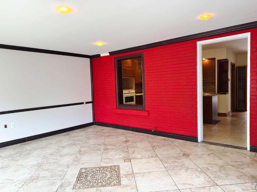 Appartement 5½ spacieux et lumineux – LaSalle / Spacious & Bright 5½ Main Floor Apartment – LaSalle | 2949291