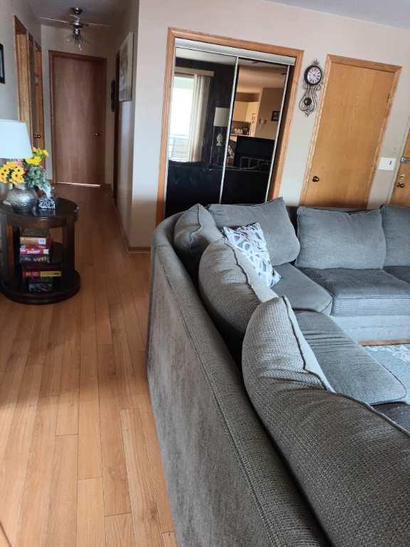 5 1/2 Anjou (Garage - 5 électros - Climatisation - 2 balcons - Intercom – Locker – 2 balcons - Stationnement extérieur supplémentaire facile) | 2949301