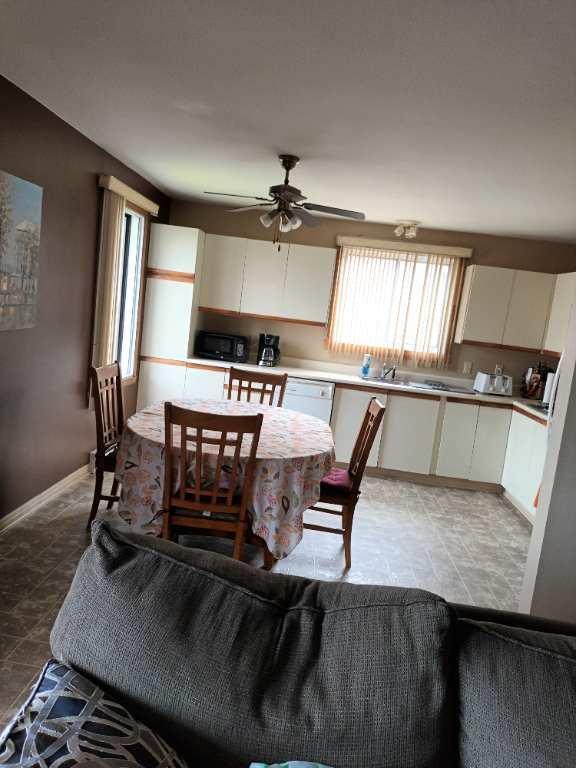 5 1/2 Anjou (Garage - 5 électros - Climatisation - 2 balcons - Intercom – Locker – 2 balcons - Stationnement extérieur supplémentaire facile) | 2949301