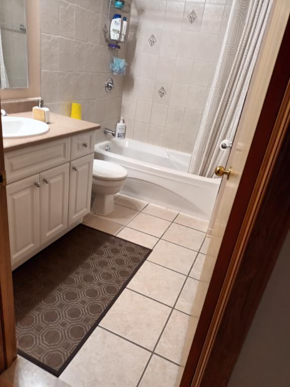 5 1/2 Anjou (Garage - 5 électros - Climatisation - 2 balcons - Intercom – Locker – 2 balcons - Stationnement extérieur supplémentaire facile) | 2949301