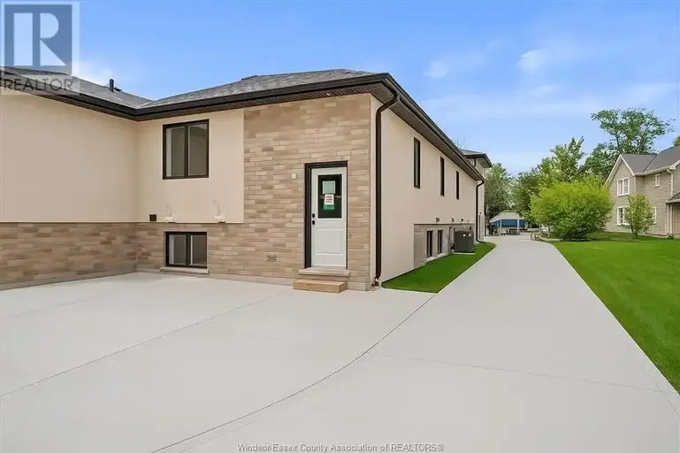 2459-1 FRONT ROAD | 2459-1 FRONT ROAD, LaSalle | 2949404