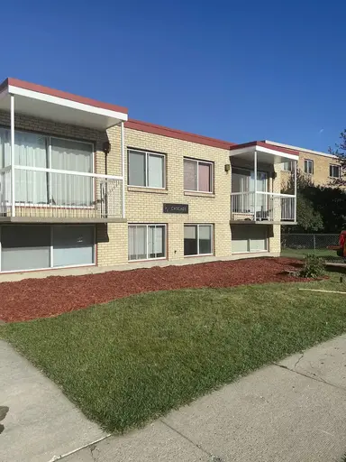 Cozy, Quiet, Lower Level Apartment with Big Windows | 103 - 3604 16 Street Southwest, Calgary | 2949498