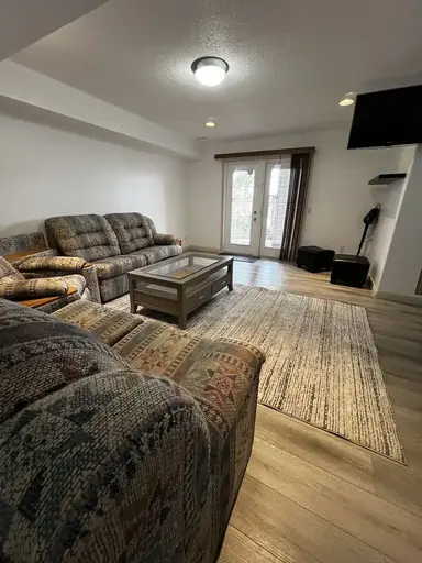 Walkout Basement Suite 1 bed 1 bath  Calgary NW, All Utilities Included | Calgary | 2949706