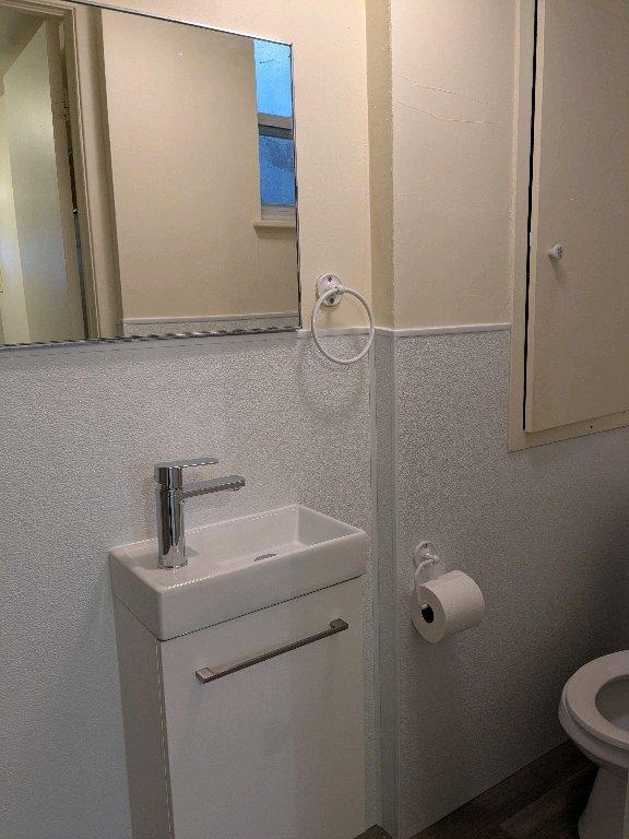 Petit studio 1 1/2, chauffé et éclairé, Pont-Viau, 5 mins du métro Cartier | 2951839