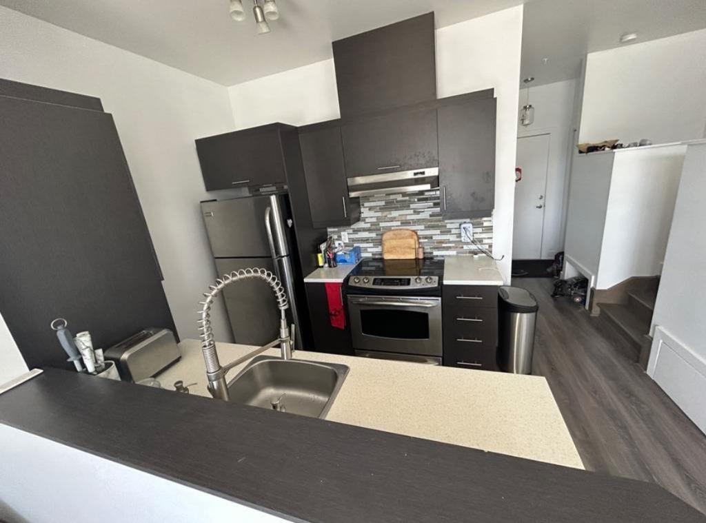 Condo 3 1/2 à louer | 2952243