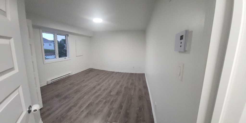 Rare sur le marché : 2 CH + bureau fermé – Emplacement de choix | 2952252