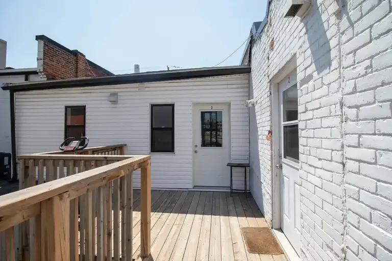 140 Caroline Street South - 3 | 140 Caroline Street South -, Hamilton | 2952737