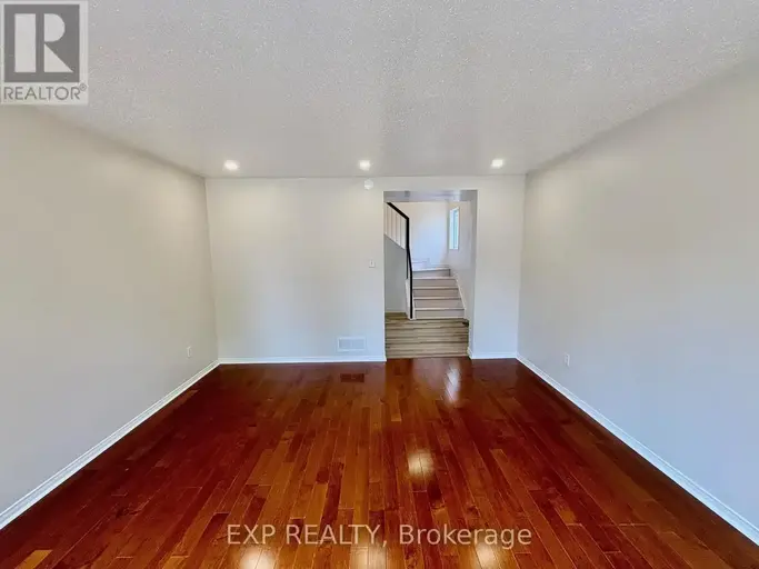 52 COLLINGTON STREET | 52 COLLINGTON STREET, Ottawa | 2953070
