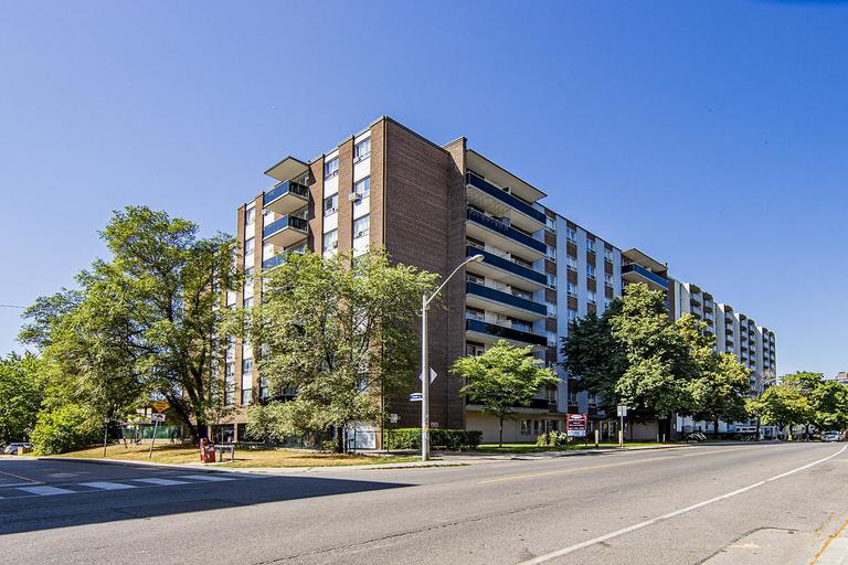 225-227 Cosburn Ave | 227 Cosburn Ave, Toronto | 2953446