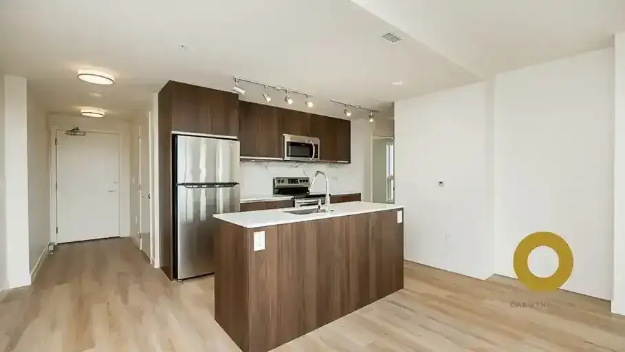 2 Bed 2 Bath on Cambie St Near Oakridge!!! | 6137 Cambie Street, Vancouver | 2953883