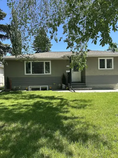 House in Westgate-2BED. + DEN | Calgary | 2953931
