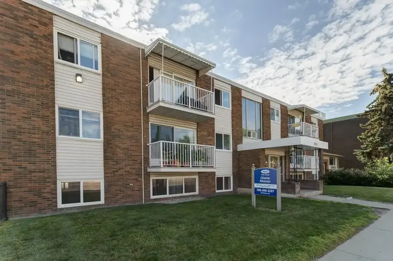 Diane Manor | 11035 124 Street NW, Edmonton | 2953938