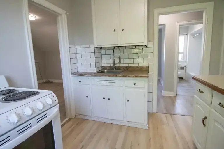 138 Haig Street - Upper | 138 Haig Street - Upper, St. Catharines | 2993440