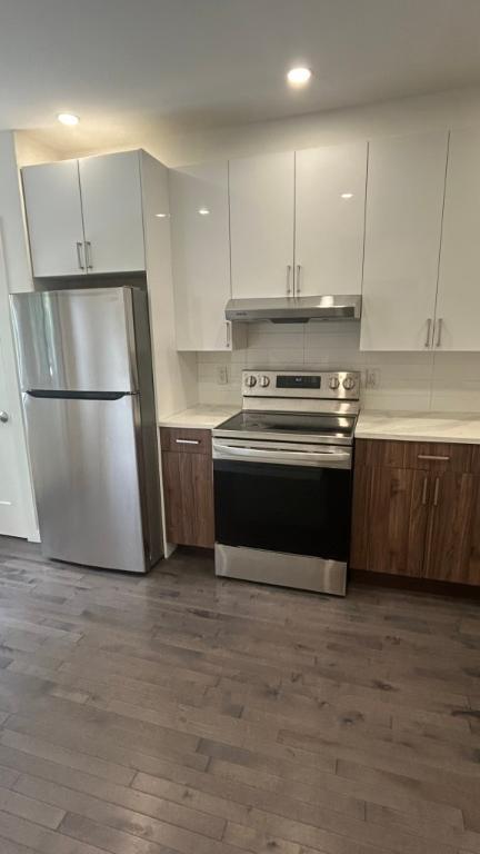 METRO JARRY/CREMAZIE - 3 CHAMBRES- 1.5 SALLE DE BAIN - PLANCHER BOIS FRANC - COMPTOIR QUARTZ - ARMOIRES MODERNES | 2955501