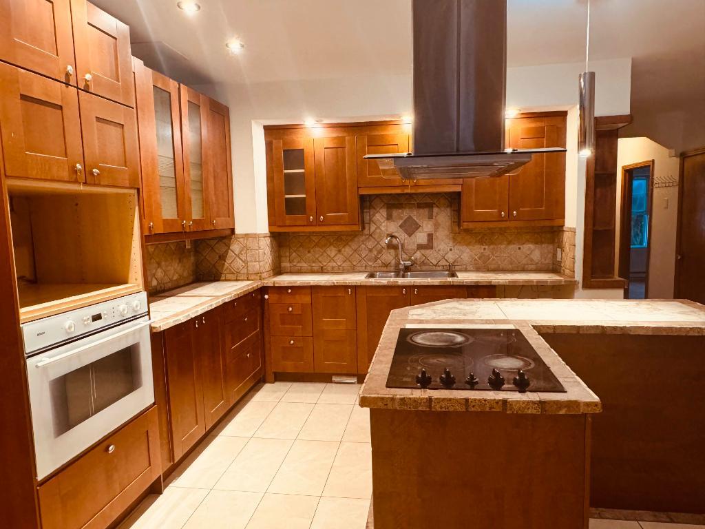 Appartement 5½ spacieux et lumineux – LaSalle / Spacious & Bright 5½ Main Floor Apartment – LaSalle | 2954352
