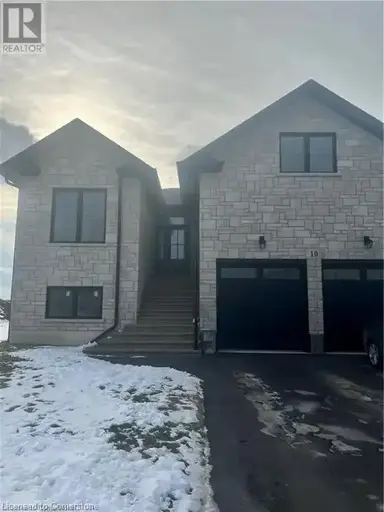 10 CRISTALLINA Drive Unit# Upper | 10 CRISTALLINA Drive Unit# Upper, Thorold | 2955272