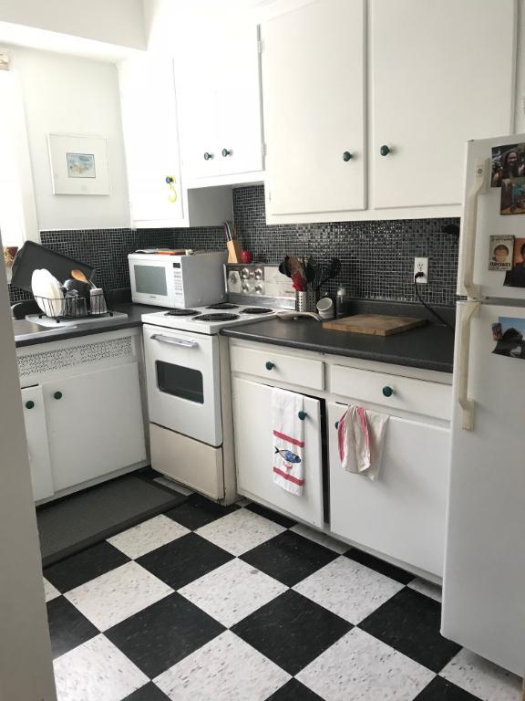 31/2 à louer quartier Cote-des-Neiges, distance de marche CHU Ste-Justine, Université de Montréal, HEC, Ecole Polytechnique Mtl, métros, services | 2955487