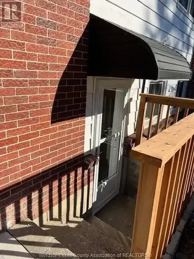 3401 ROXBOROUGH Unit# LOWER | 3401 ROXBOROUGH Unit# LOWER, Windsor | 2956290