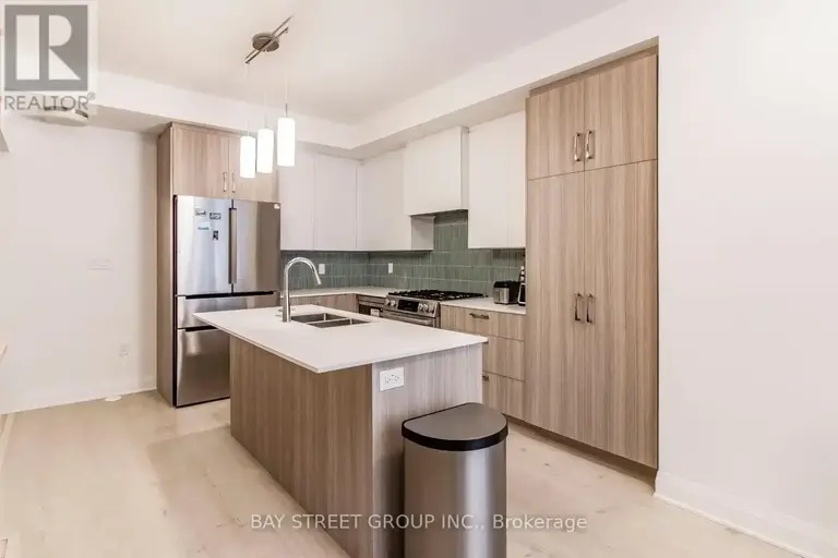 (THIRD LEVEL 2ND BR) - 114 ALTON CRESCENT | (THIRD LEVEL 2ND BR) - 114 ALTON CRESCENT, Vaughan | 2956607