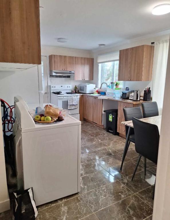 Libre imm Grand 5½ Rénové RDC 3plex @5mn Dix30 | 2957132