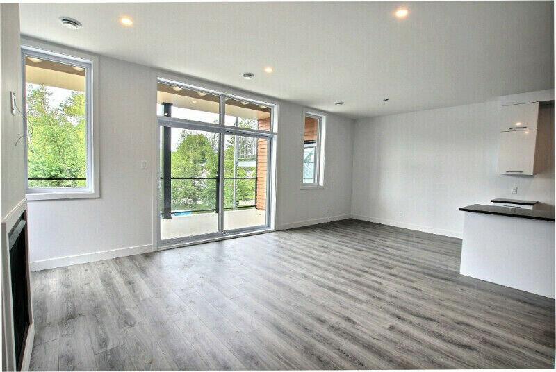 Appartements à louer 51/2 Bromont (1er septembre et 1er novembre) | 2959325