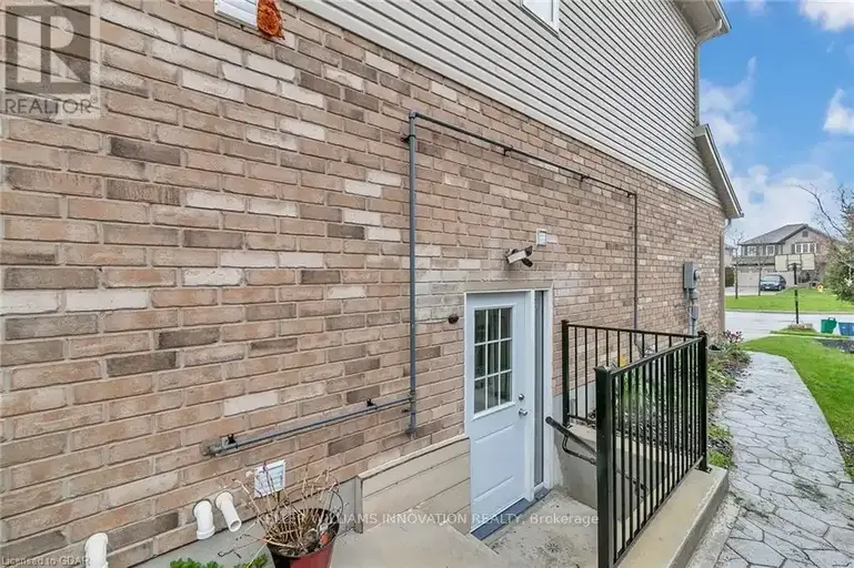 #B - 916 MAGDALENA COURT | #B - 916 MAGDALENA COURT, Kitchener | 2957384