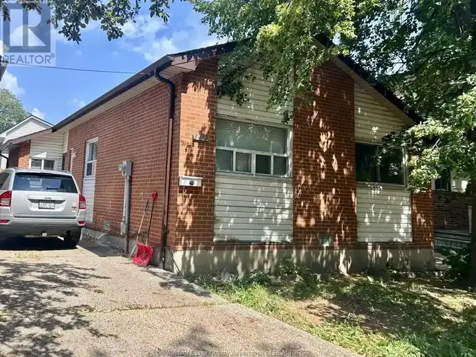 8477 DARLINGTON CRESCENT | 8477 DARLINGTON CRESCENT, Windsor | 2980614