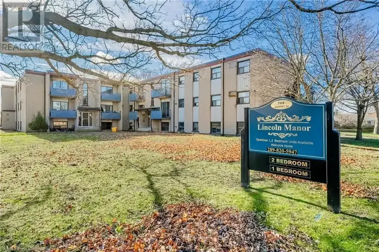 744 LINCOLN Street Unit# 8 | 744 LINCOLN Street Unit# 8, Welland | 2958305