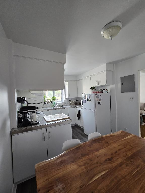 Grand Appartement 3 1/2 Avenue Kent *céssion de bail* | 2958795