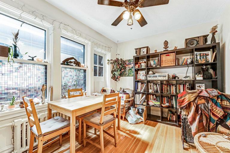 4 Stevens Avenue | 4 Stevens Avenue, Ottawa | 2958963