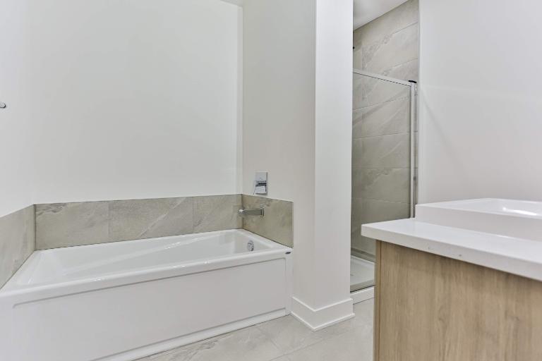 PROMO - SAINT-CHARLES - APPARTEMENT 4½ À LOUER POUR JUILLET | 2959124