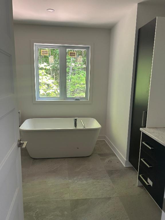 Beau 4 1/2 neuf à louer 2e étage | 2959137