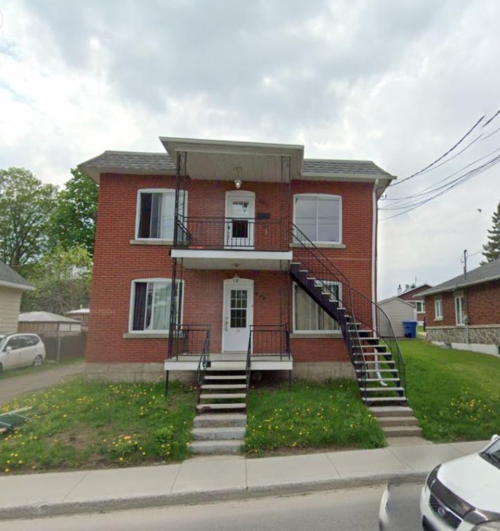 🏡 À Louer – Grand 5½ | 2959140