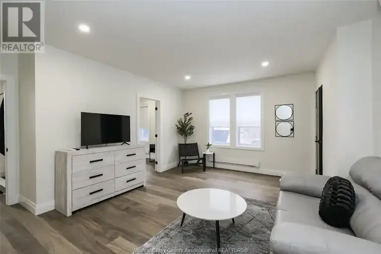 1231 University AVENUE West Unit# 2 | 1231 University AVENUE West Unit# 2, Windsor | 2959173