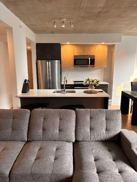 Condo à louer, 1000$ comptant à la signature du bail!! | 2959306