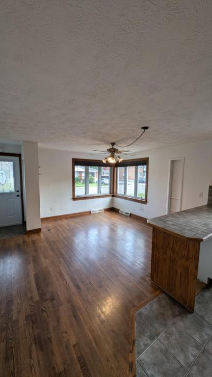 Magnifique 8 1/2 - Appartement de 4 chambres et 2 salles de bain | 2959318