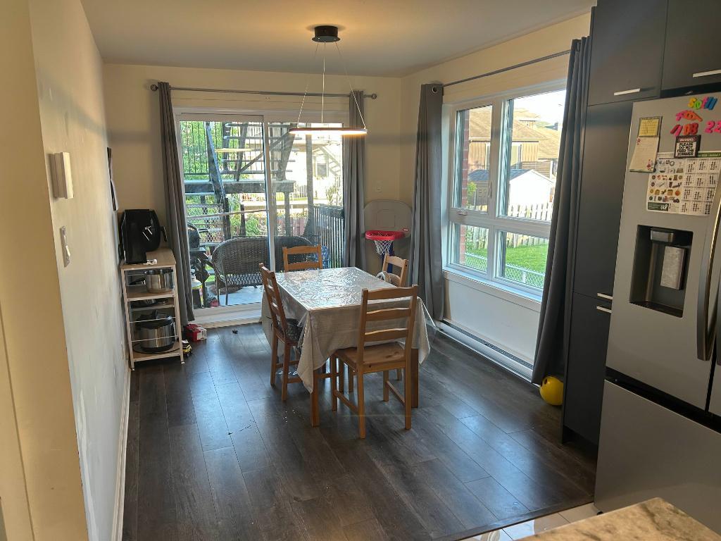 5 1/2 A Louer / 3 Beds 1 Bath | 2959321