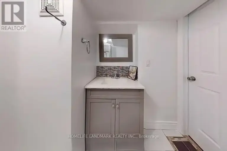 BASEMENT - 30 BEAVERTON ROAD S | BASEMENT - 30 BEAVERTON ROAD S, Richmond Hill | 2980340